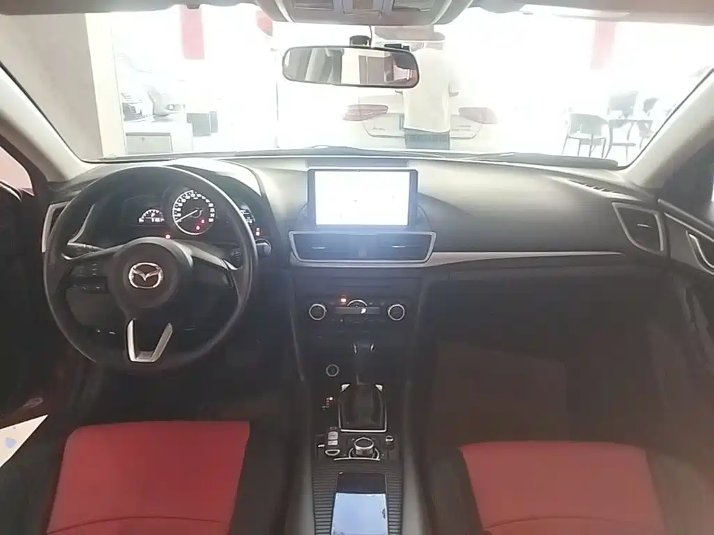 Mazda 3 Axela — миниатюра 10