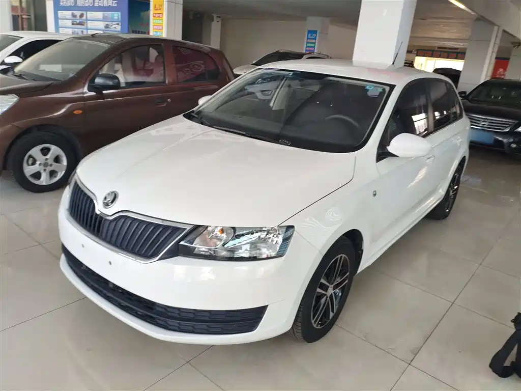 Skoda Rapid Spaceback 2017