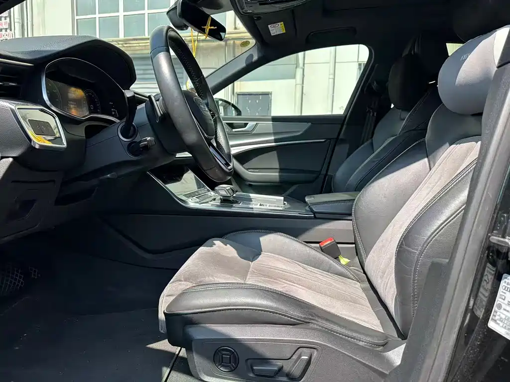 Audi A6L New Energy — миниатюра 4