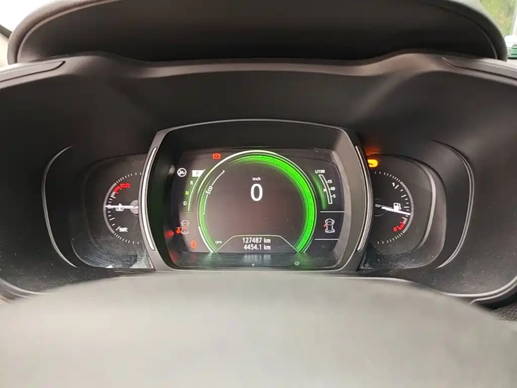 Renault Kadjar — миниатюра 12