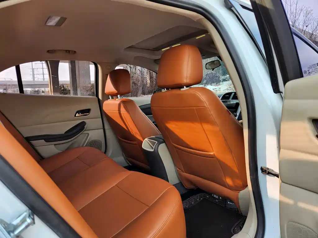 Chevrolet Malibu — миниатюра 13