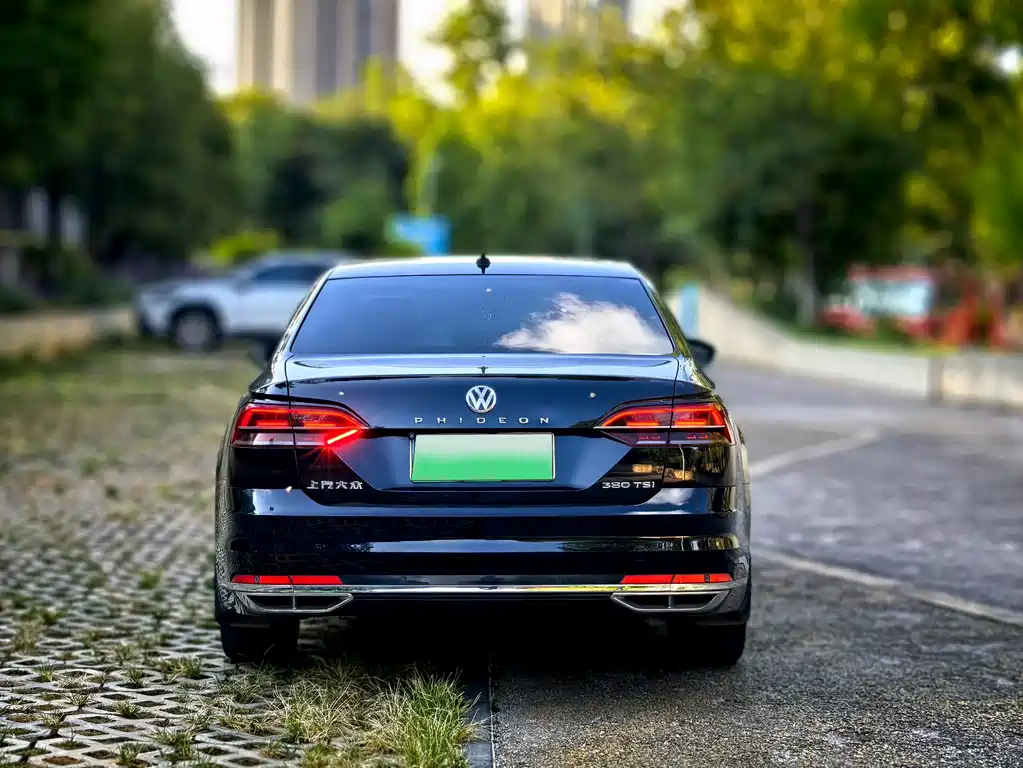 Volkswagen Phideon — миниатюра 9