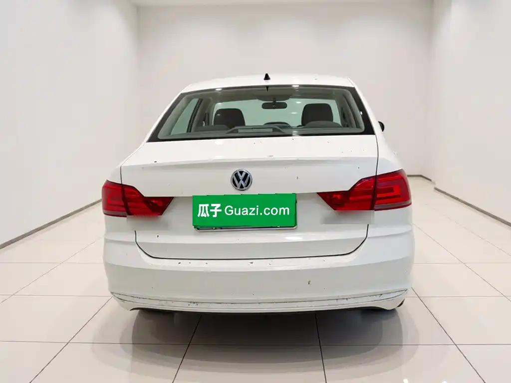 Volkswagen Santana — миниатюра 5