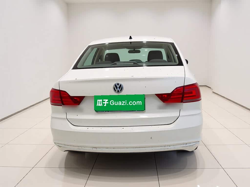 Volkswagen Santana 1.5 л 2022 г. Белый, пробег 31800 км