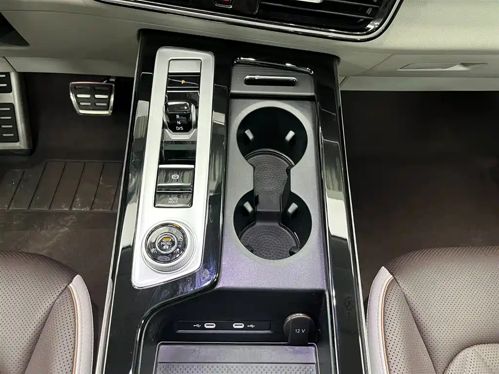 VOLKSWAGEN RANGE PATROL