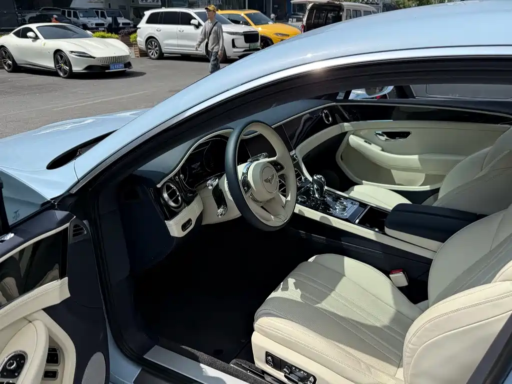 Bentley Continental — миниатюра 5
