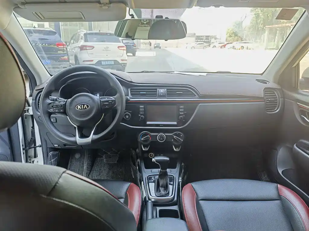 Kia KX Cross — миниатюра 5