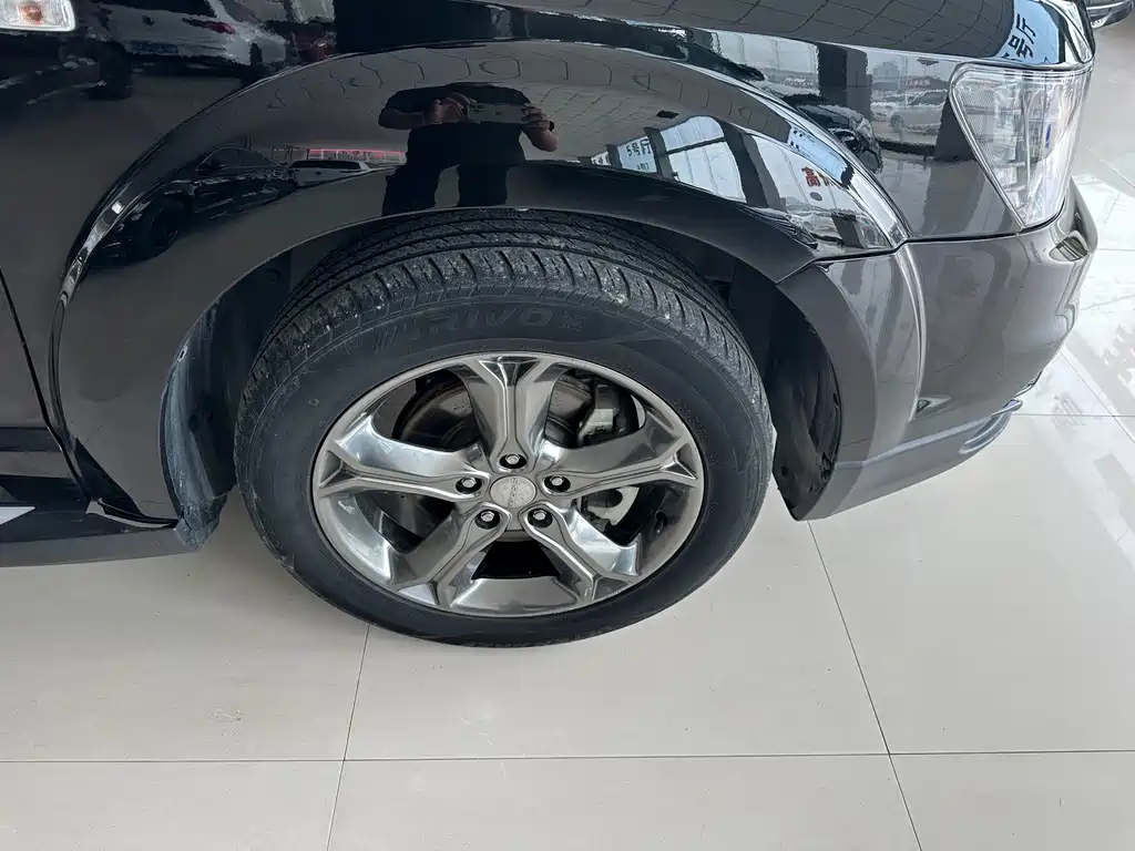 Dodge Journey — миниатюра 10