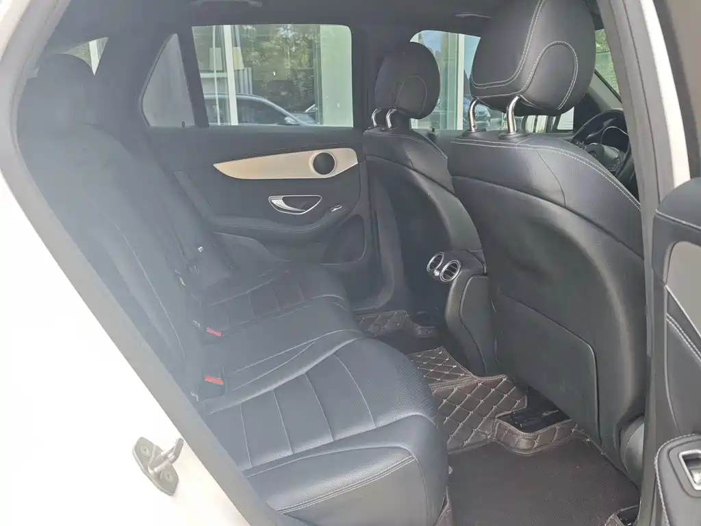 Mercedes-Benz GLC 2017 GLC 200 4MATIC