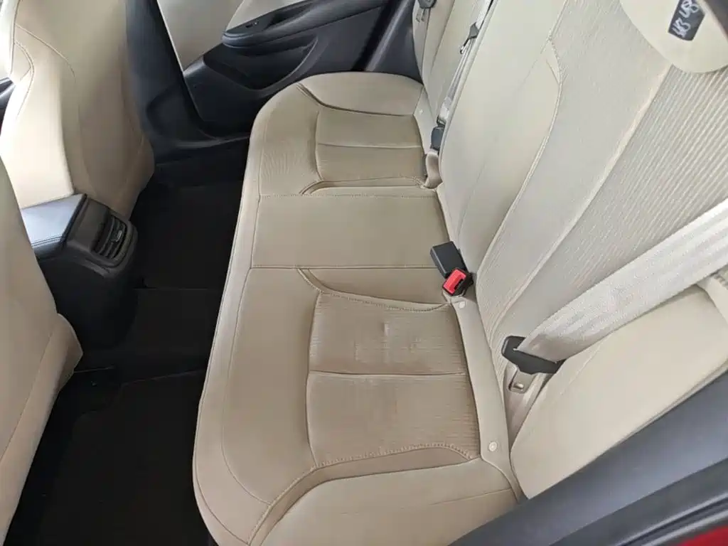 Buick Excelle — миниатюра 17