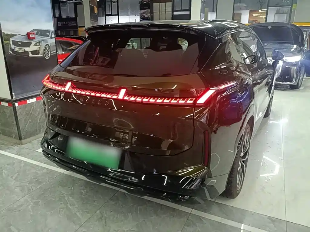 Lynk & Co 08 EM-P — миниатюра 7