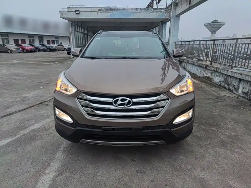 Hyundai Santa Fe — миниатюра 3