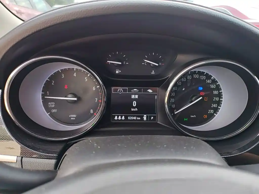 Buick Verano — миниатюра 12
