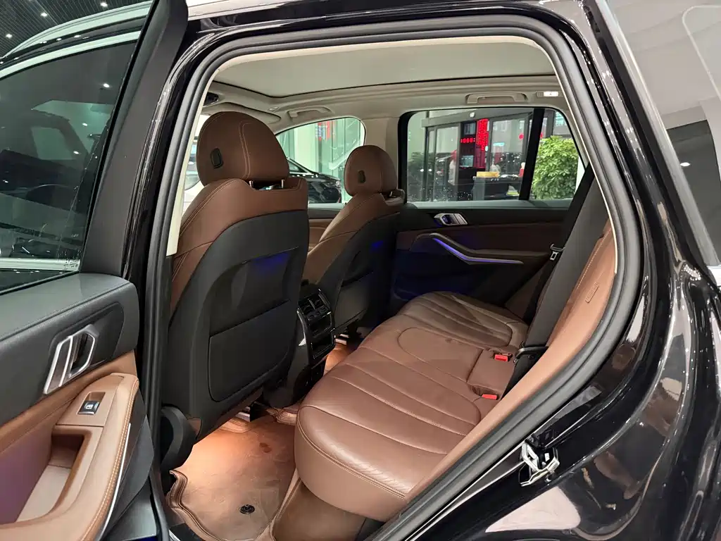 BMW X5 (Import) — миниатюра 7