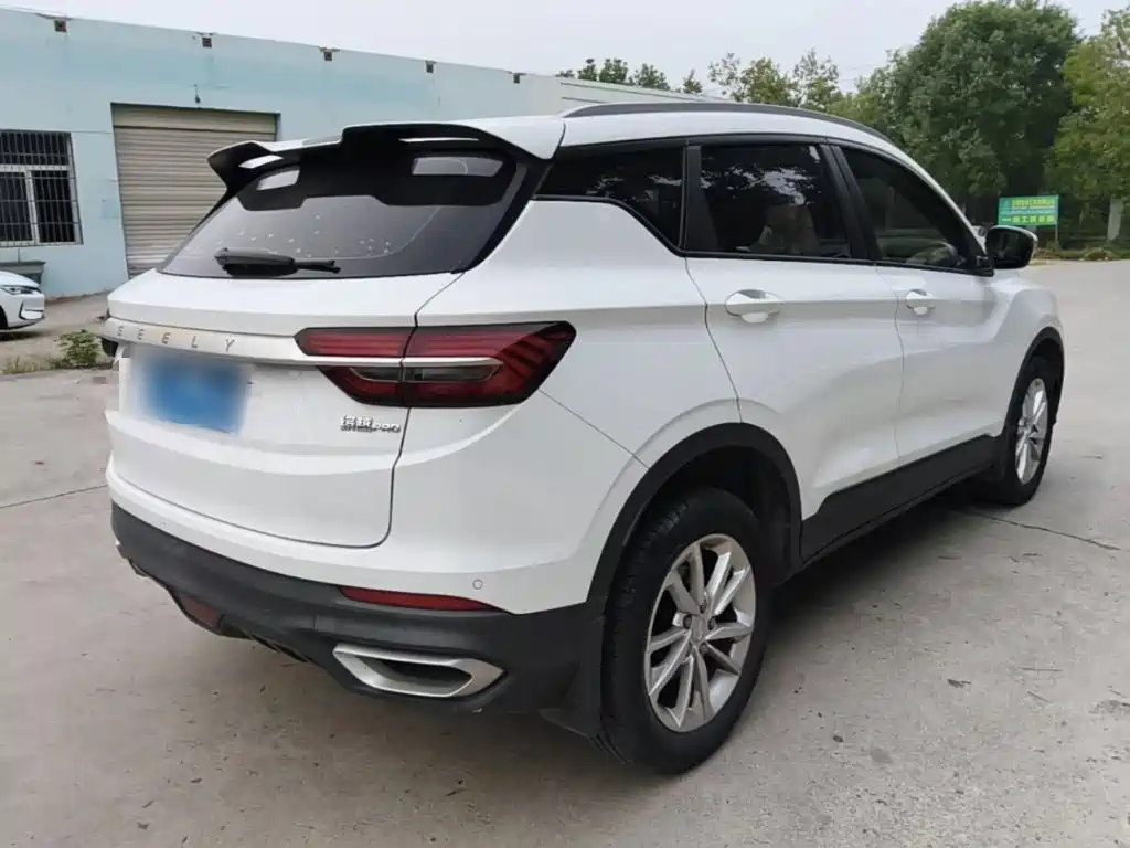 Geely Binyue — миниатюра 7