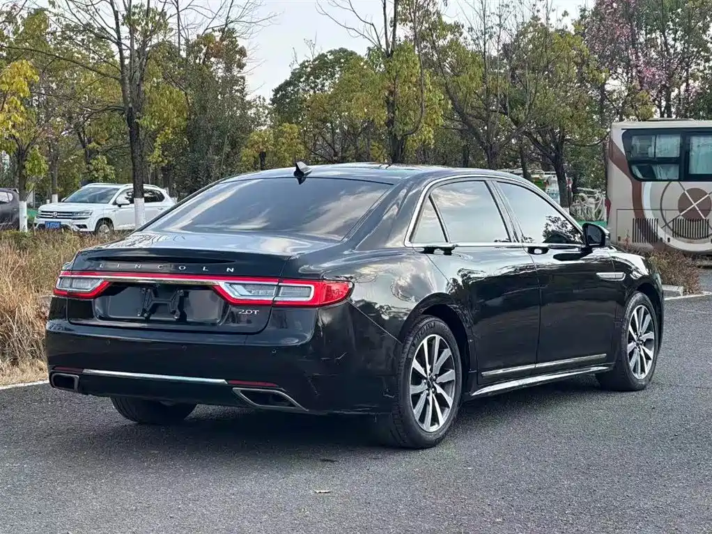 Lincoln Continental 2018 2.0T