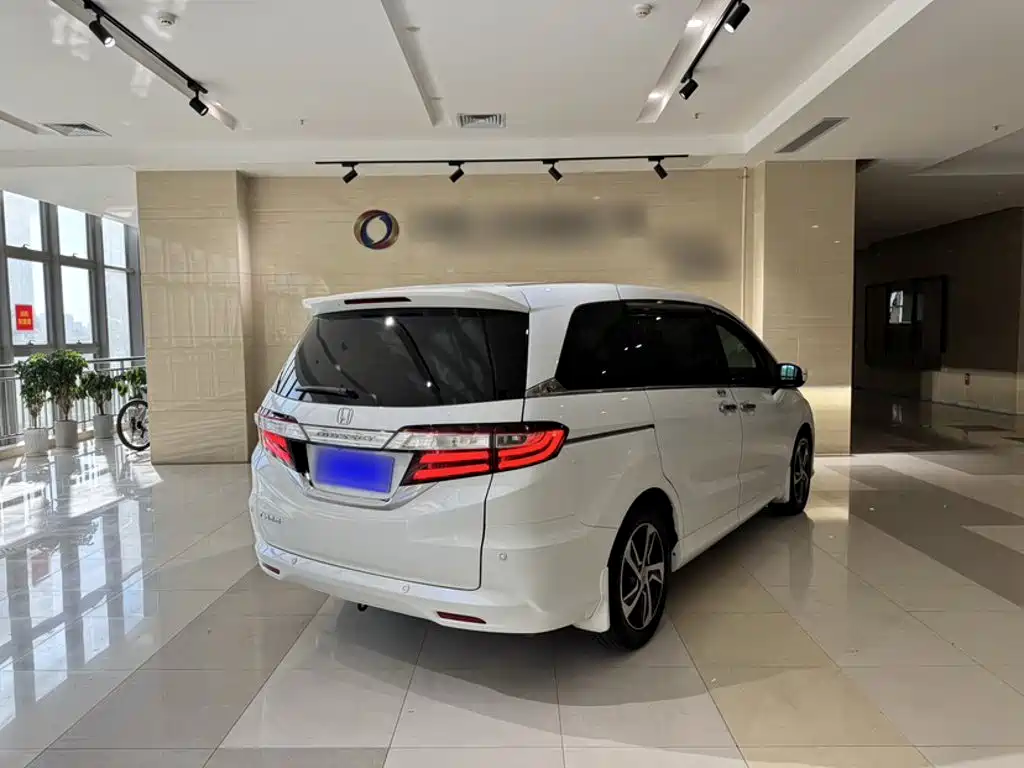 Honda Odyssey — миниатюра 12