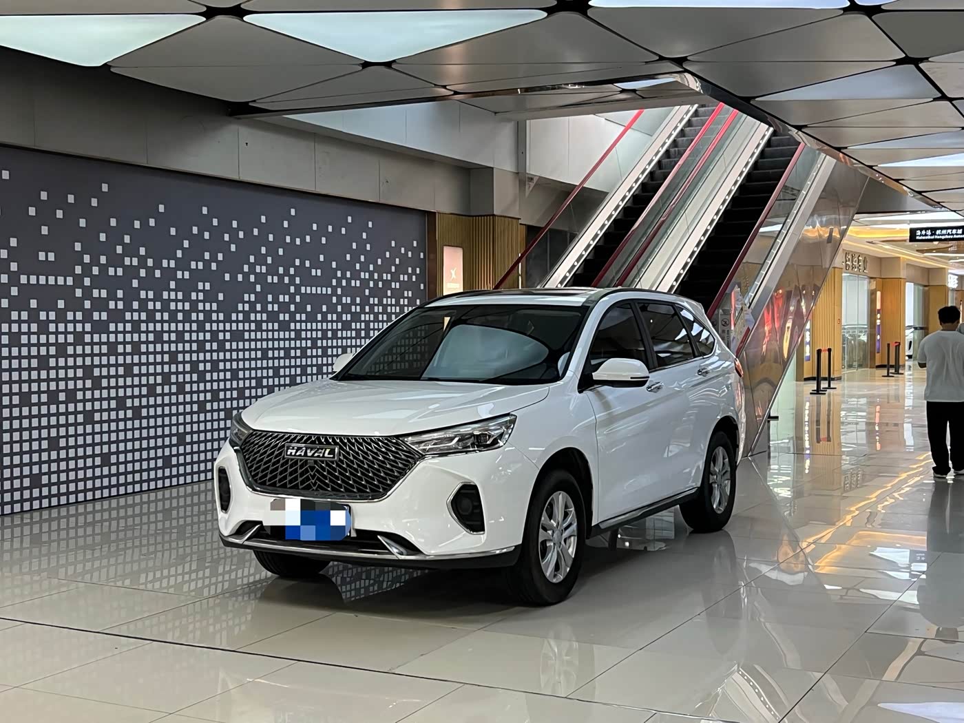 Haval Haval M6 1.5 л 2022 г. Белый, пробег 31000 км