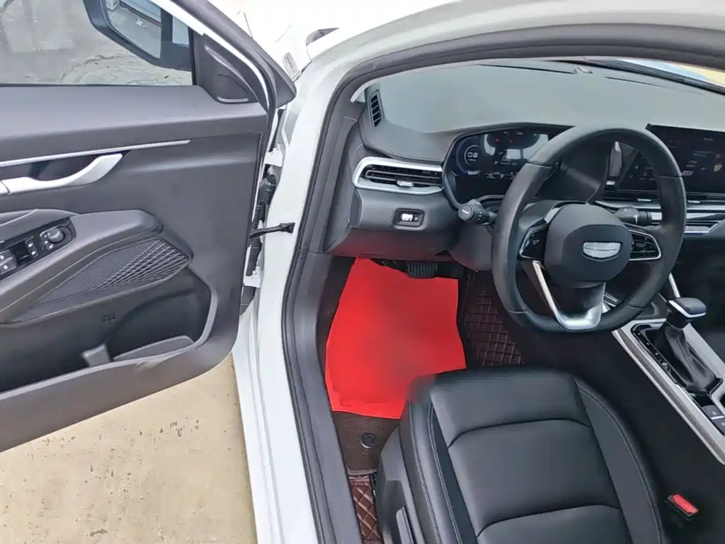 Geely Emgrand — миниатюра 16