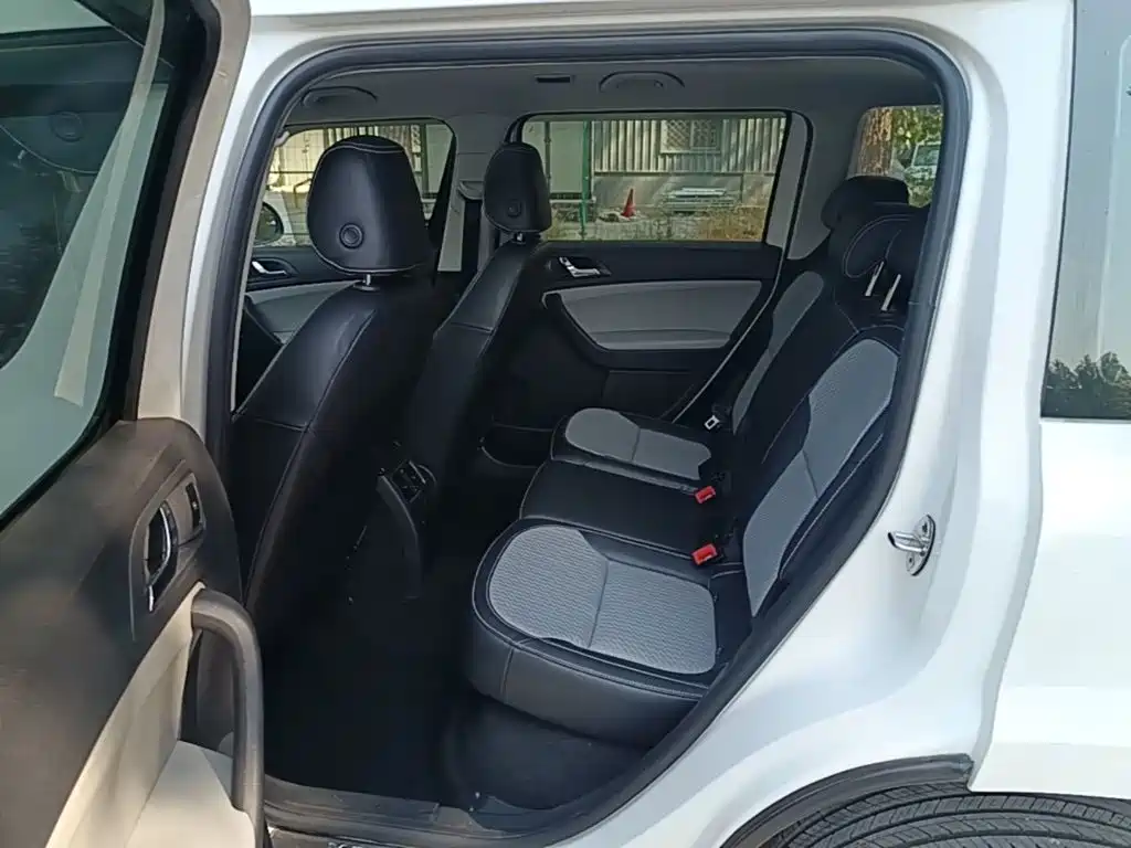 Skoda Yeti — миниатюра 17
