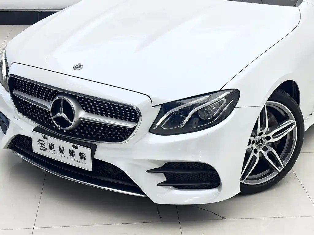 Mercedes-Benz E-Class (Import) — миниатюра 12