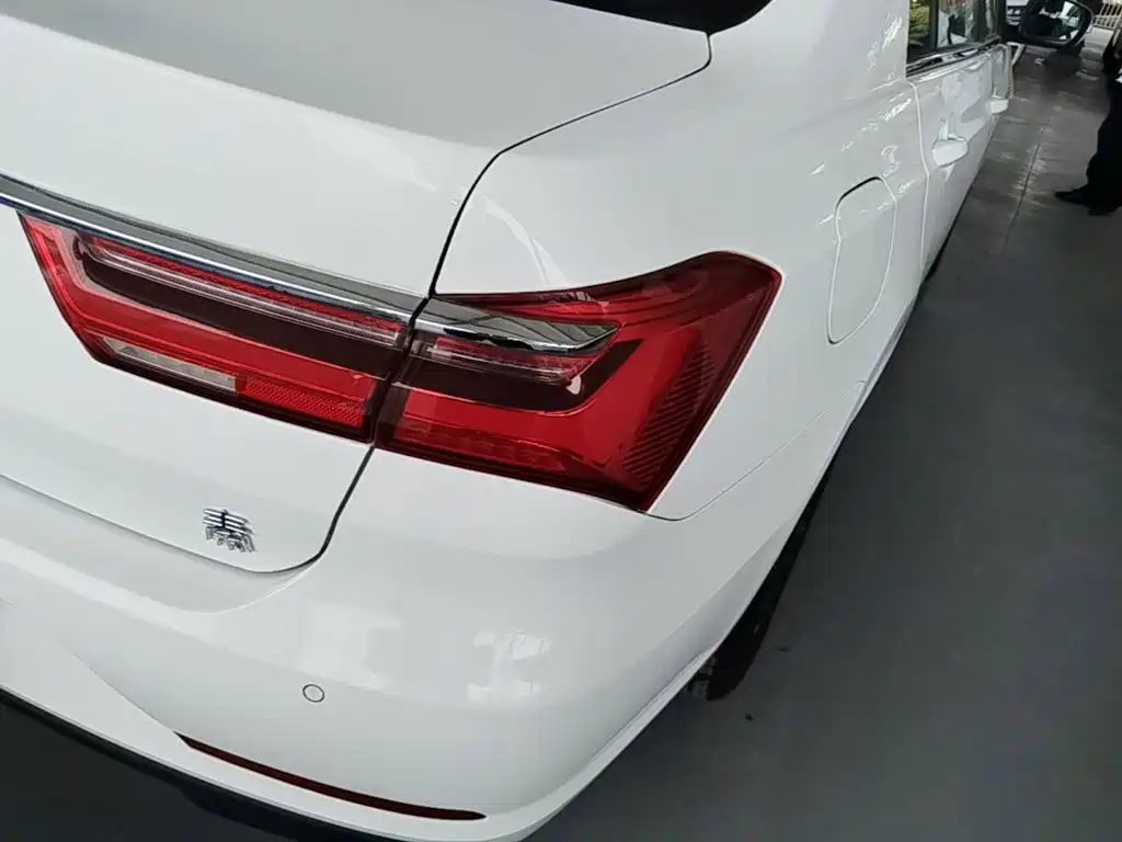 BYD Qin NEV — миниатюра 8