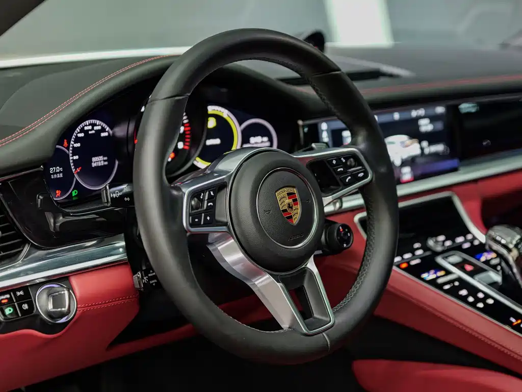 Porsche Panamera — миниатюра 5