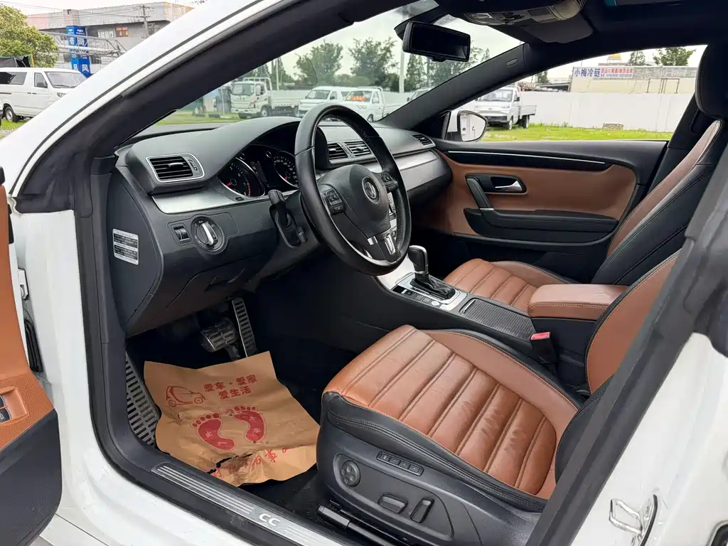 Volkswagen FAW - Passat CC CC 2013 1.8TSI Luxury