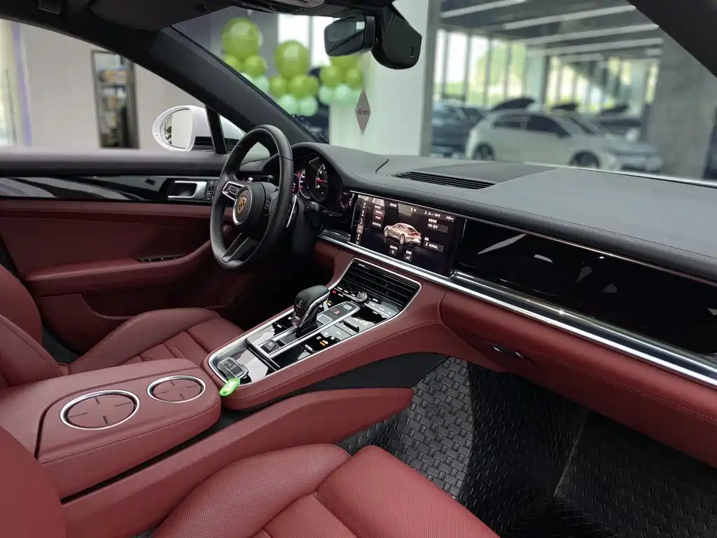 Porsche Panamera — миниатюра 19