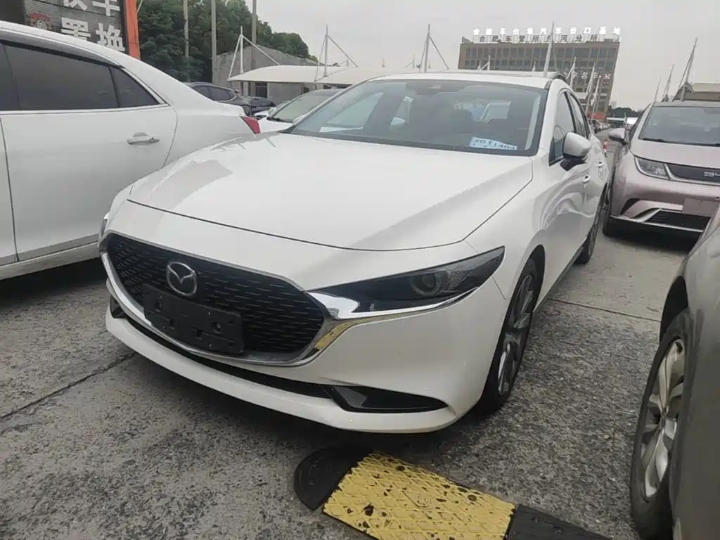 Mazda 3 Axela — миниатюра 2