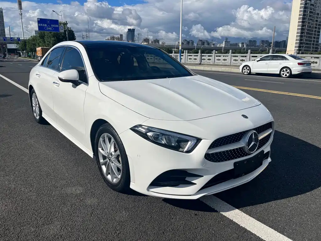 Mercedes-Benz A-Class — миниатюра 3