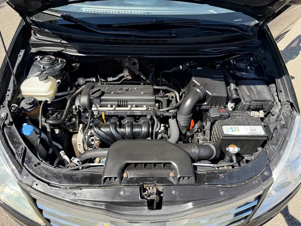 Hyundai Elantra — миниатюра 15