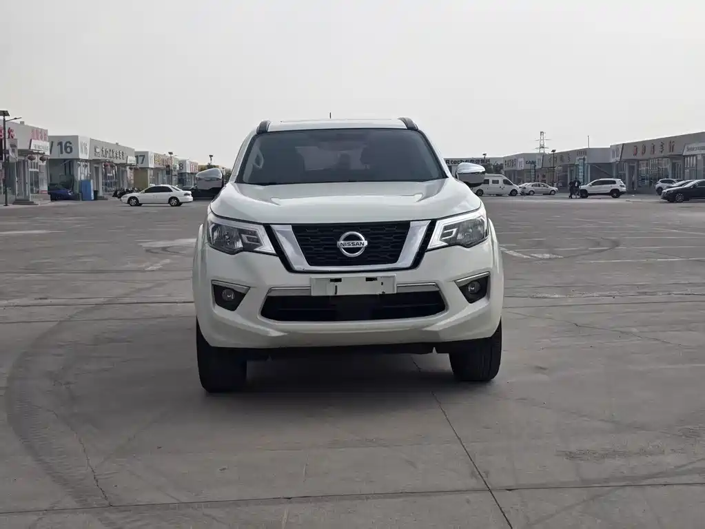 Nissan Terra 2020