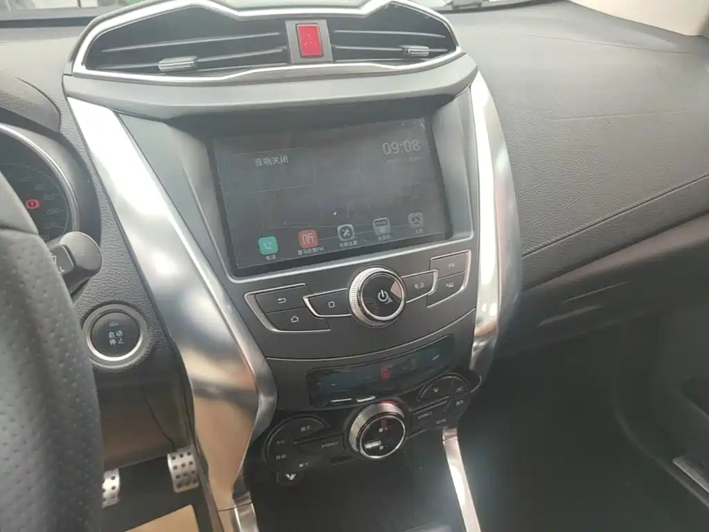 BYD Yuan — миниатюра 13