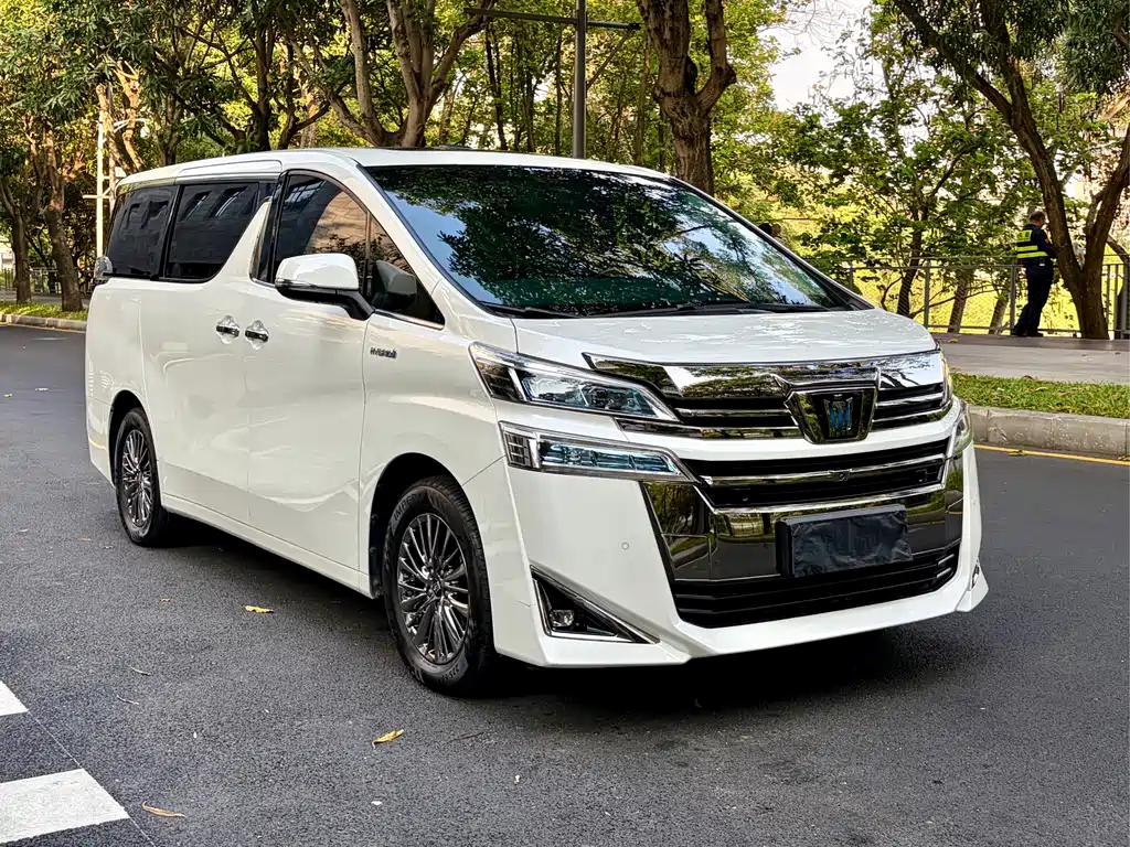 Toyota Vellfire 2021 2.5L HV Luxury