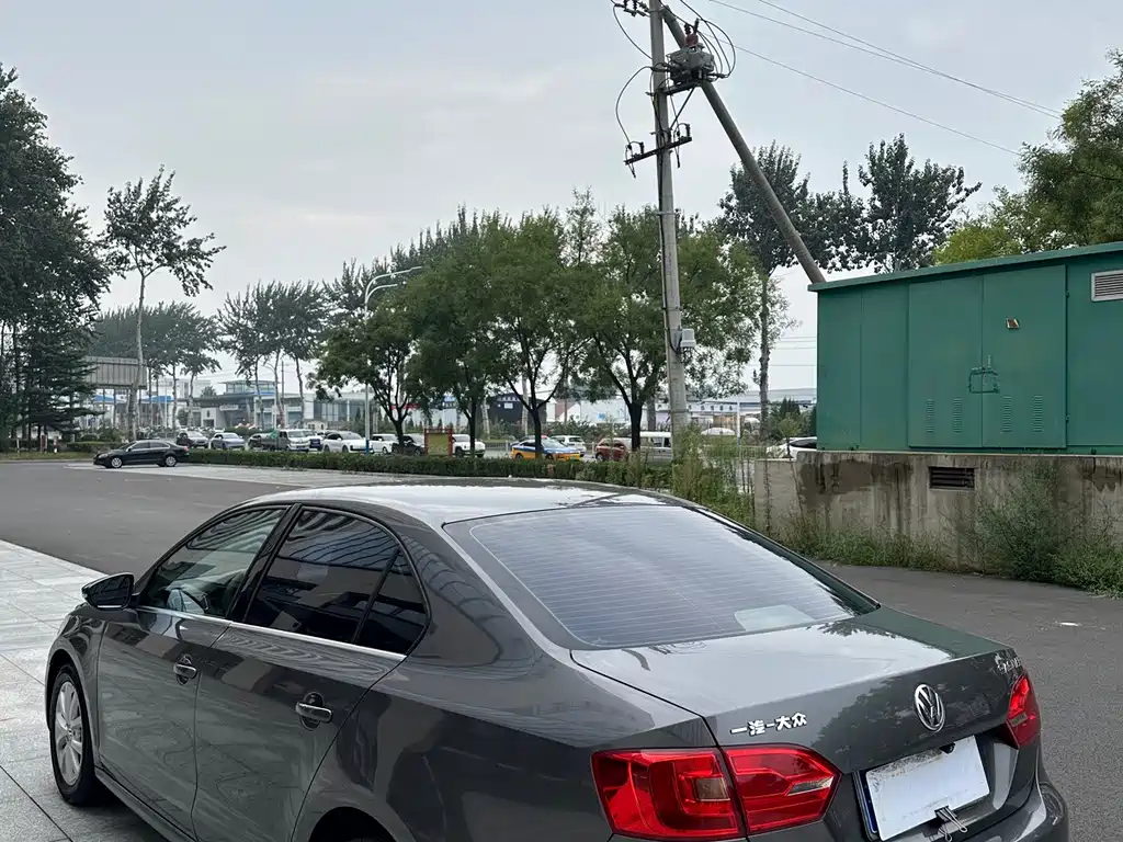 Volkswagen Sagitar — миниатюра 4