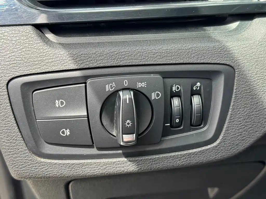 BMW X1 2016 sDrive18Li Fashion