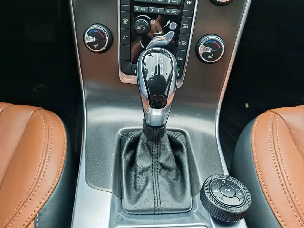 Volvo V60 — миниатюра 13