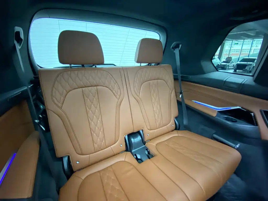 BMW X7 — миниатюра 22