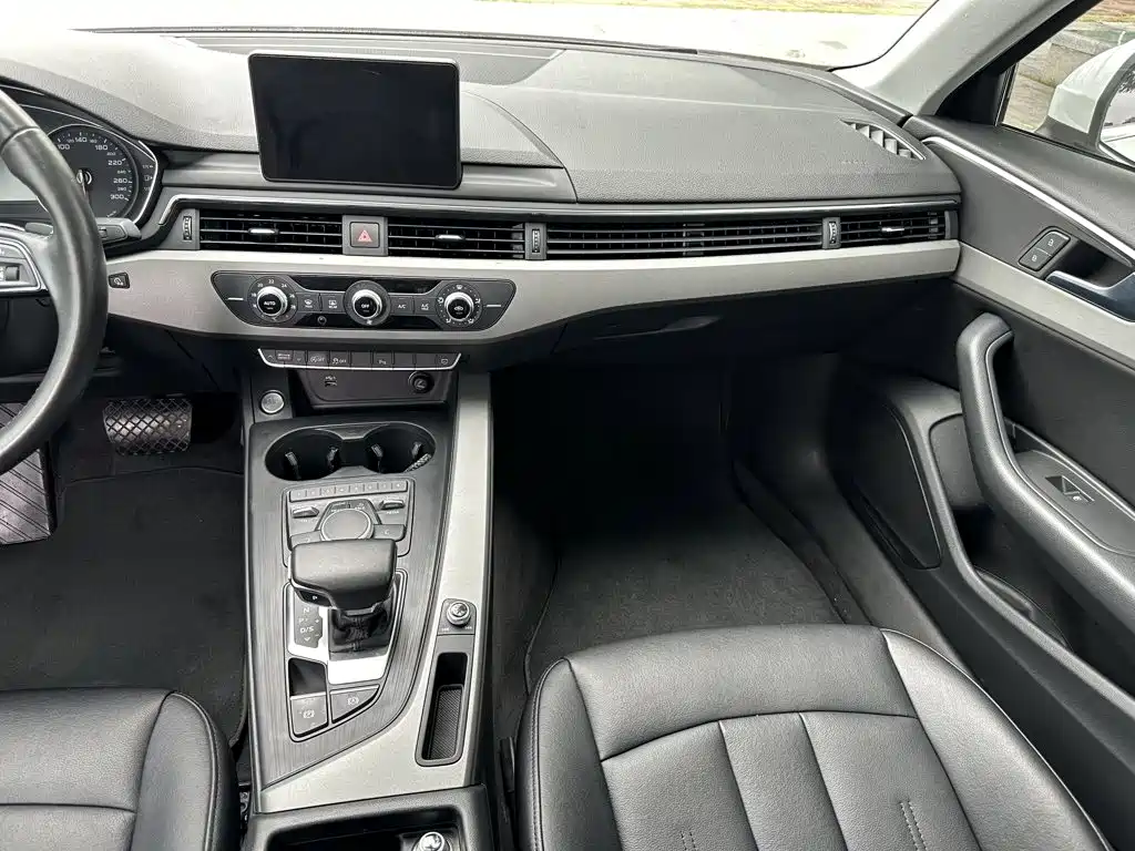 Audi A4L — миниатюра 6