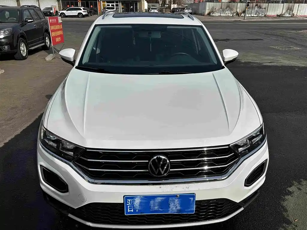 Volkswagen T-Roc — миниатюра 2