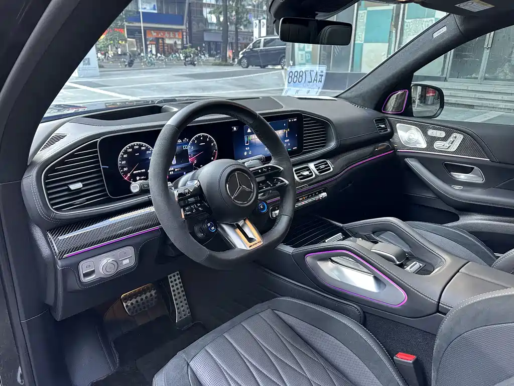 MERCEDES-BENZ GLS AMG