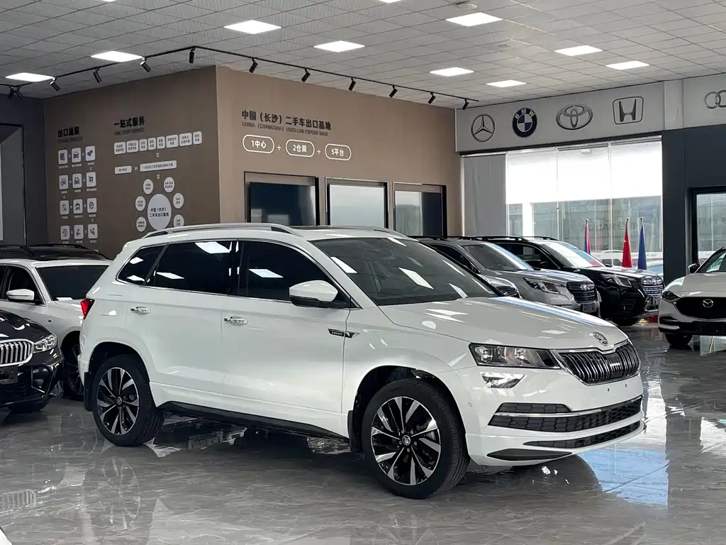 Skoda Karoq 2023 TSI280