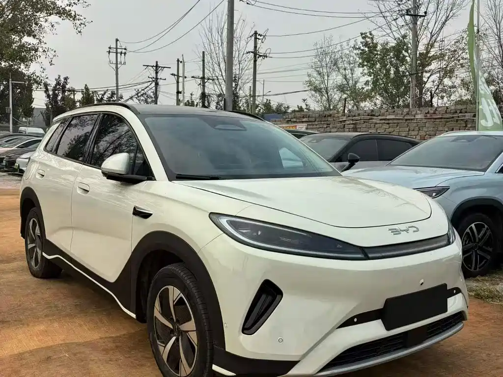 BYD Sealion 05 EV