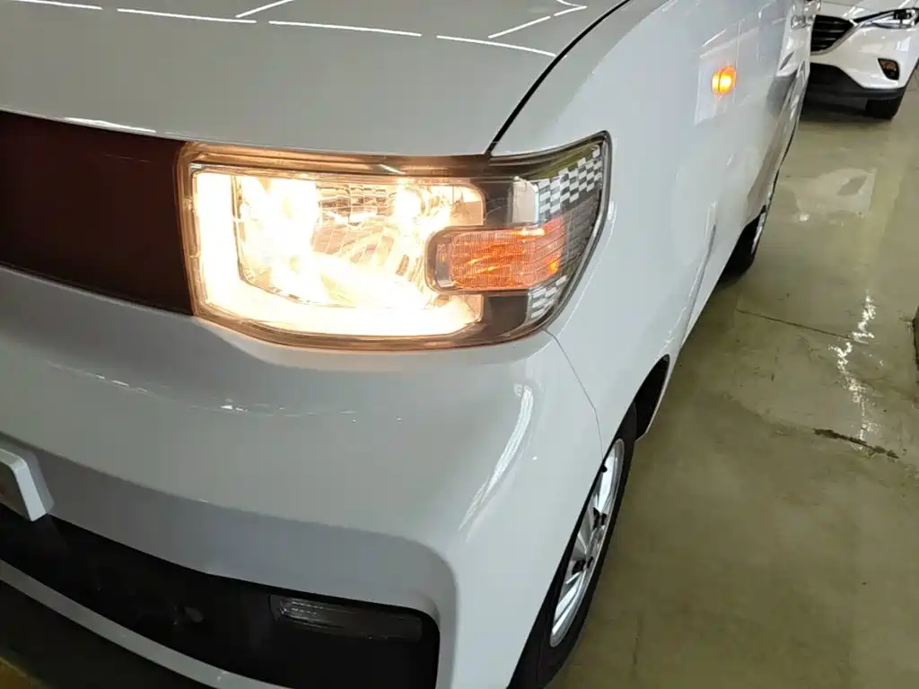 Wuling MINIEV — миниатюра 24