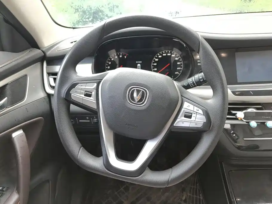 Changan CS35PLUS — миниатюра 15