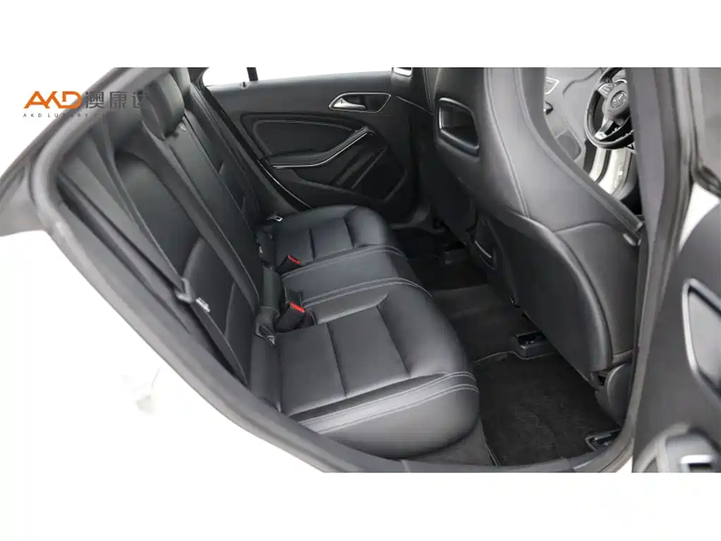 Mercedes-Benz CLA (Import) — миниатюра 8
