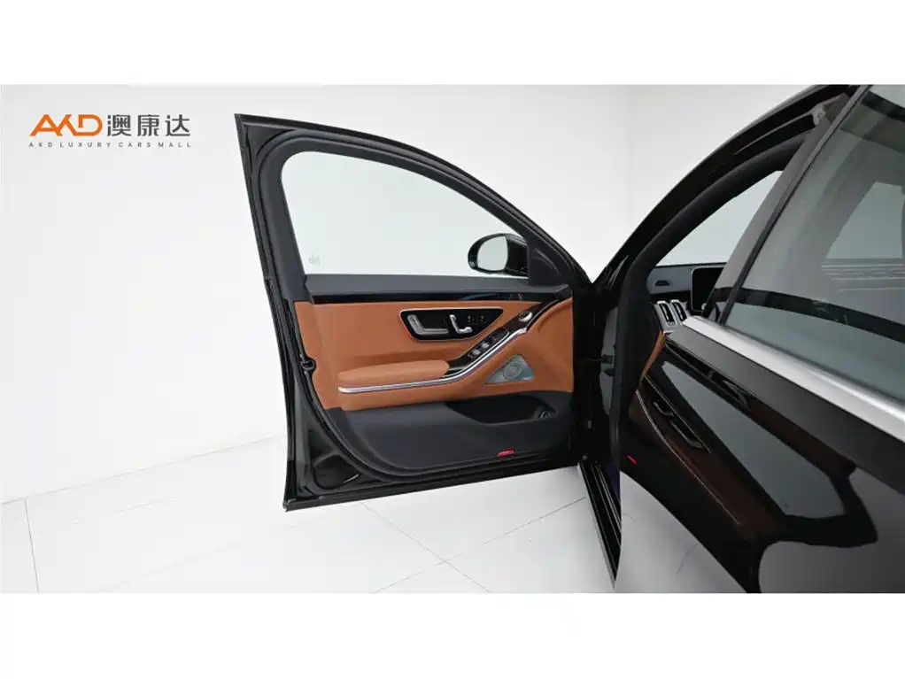 Mercedes-Benz S-Class — миниатюра 10