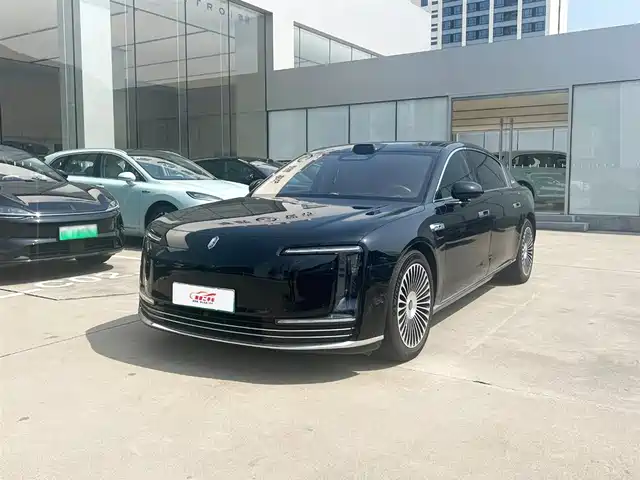 AITO ZUNJIE S800 2025