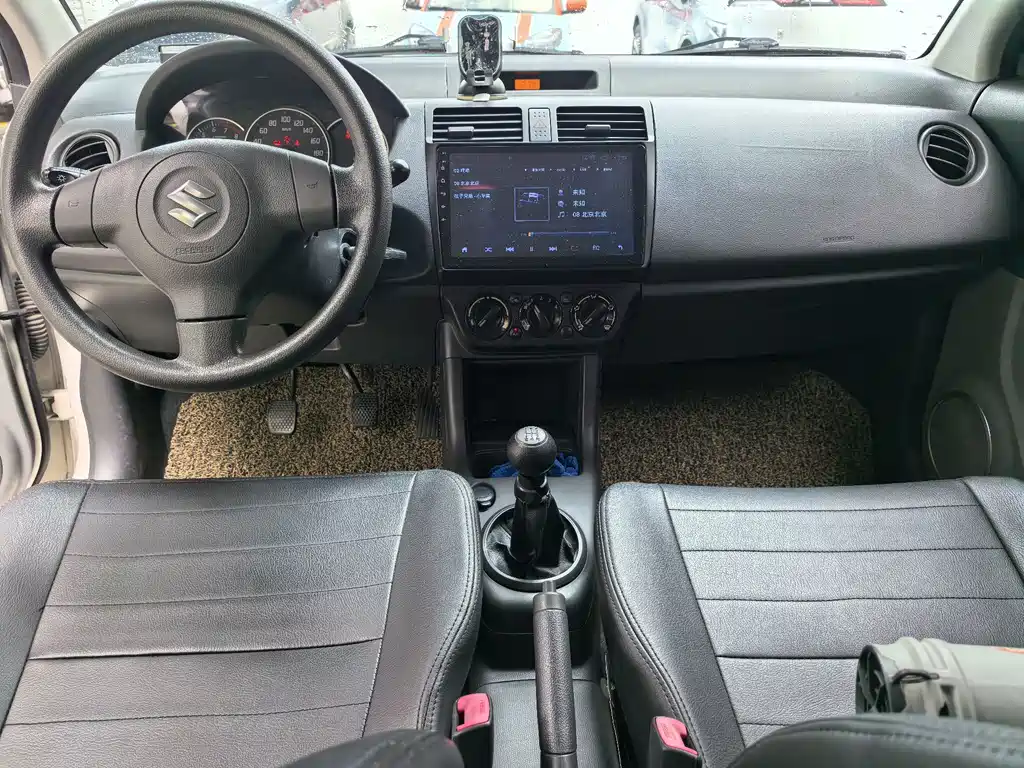 Suzuki Swift — миниатюра 5